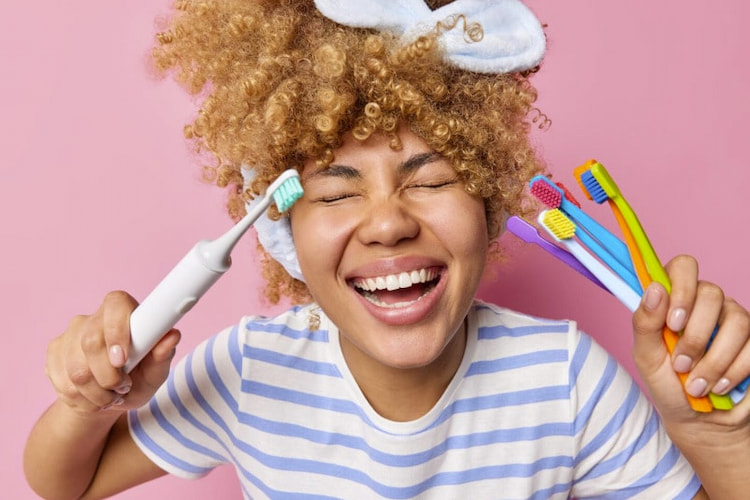 Comparing Electric Toothbrushes to Manual Toothbrushes