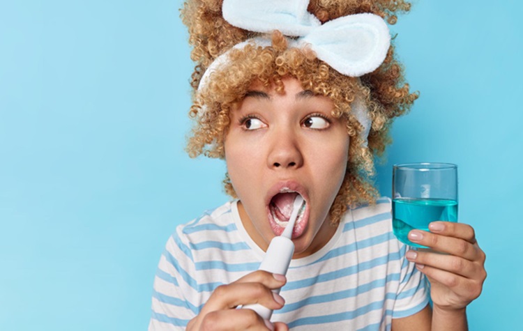 using mouthwash for better oral health